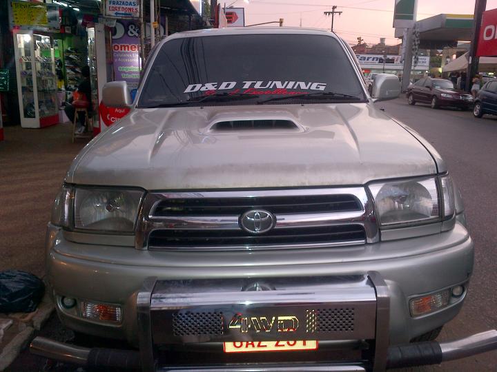 TOYOTA HILUX SURF 4X4