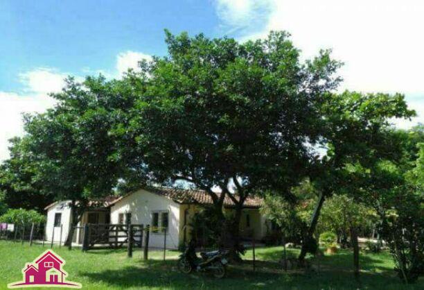 [Paraguarí] Oferto Establecimiento Ganadero Funcional de 9 hectáreas frente a Mbatoví [ver mapa]